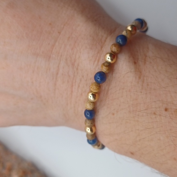 Picture Jasper, Lapis, and Gold Tone Beaded Bracelet With 1/20 14k GF Clasp - Picture 5 of 5